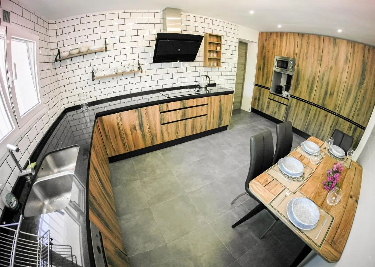 Villa Yanna بينالماذينا 0*,  إسبانيا